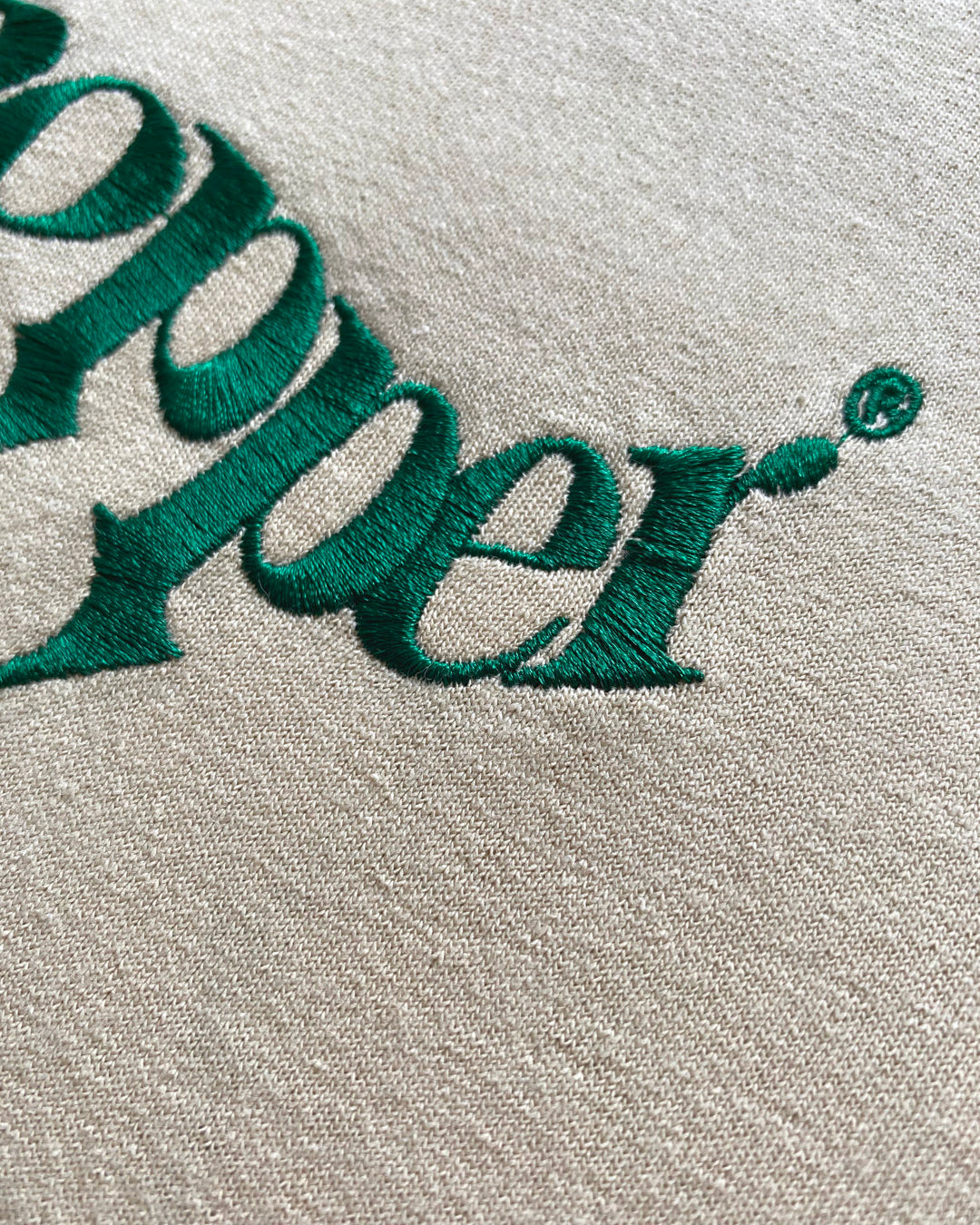 Camiseta Arena/El trabajo no te amará